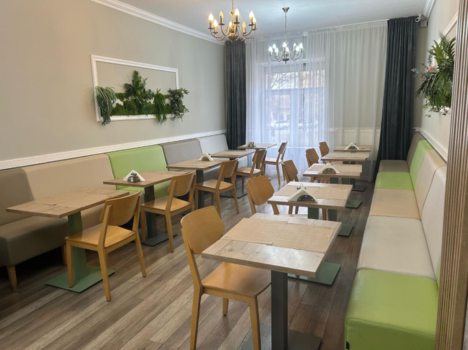 Food & Drinks 3, Carnival City Hotel Oradea, Oradea