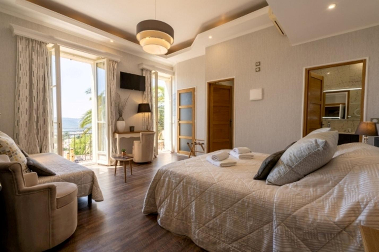 Others 3, Hotel Restaurant Le Bellevue, Var