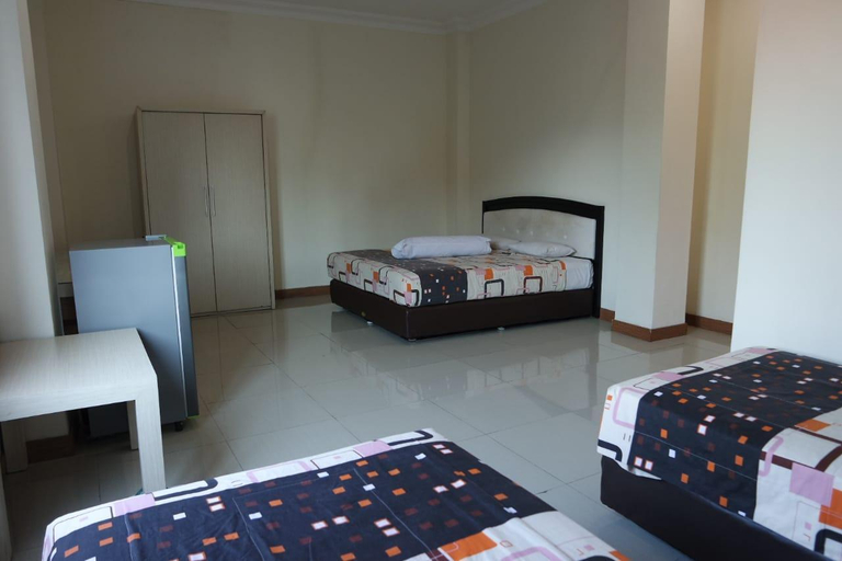 Others 5, Hotel Sulawesi Gorontalo, Surabaya