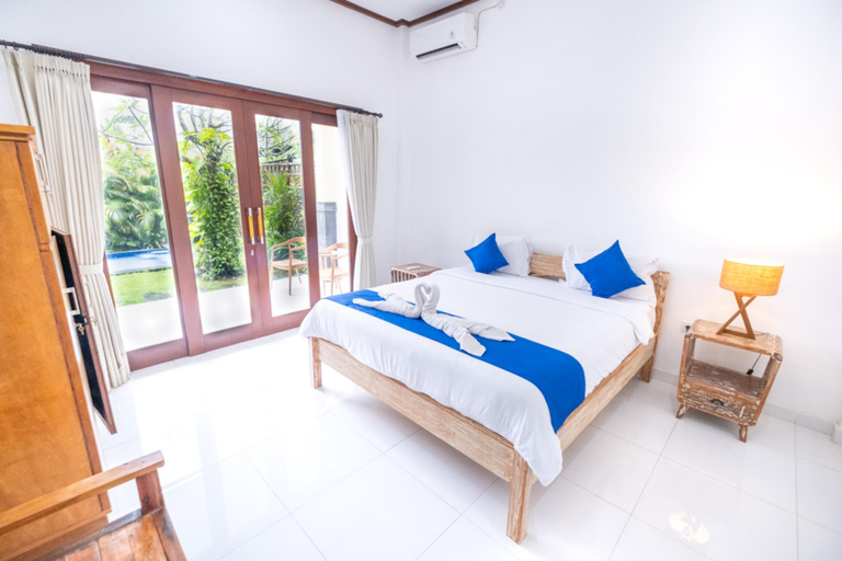Sandat Bali Villa - Tap to explore photos