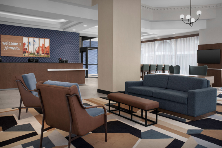 Public Area 2, Hampton Inn Indianapolis Downtown Across from Circle Centre, Marion