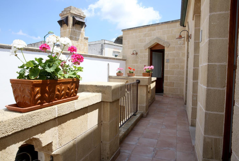 Others 5, Corte Rondine B&B, Lecce