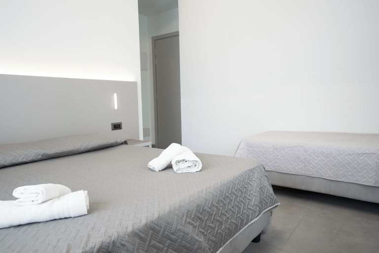 Bedroom 4, Hotel Giannini, Rimini