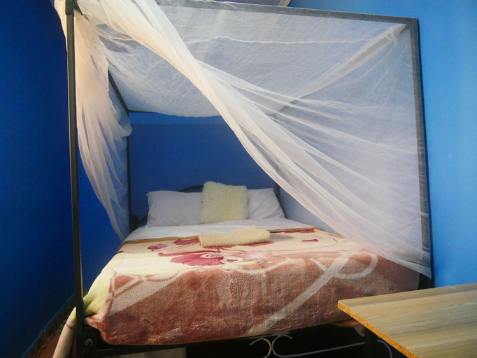 Room 2, The Peaceful Den, Narok West