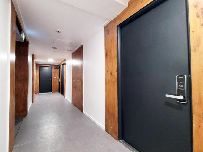 Others 3, Residence Yeoyu, Guri