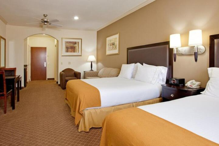Others 2, ASPEN GRAND HOTEL LaPorte, Houston
