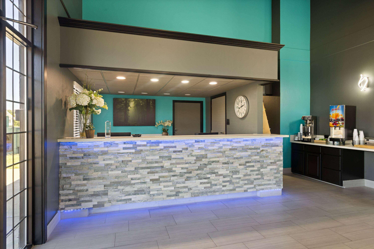 Public Area 3, Baymont by Wyndham Branson Thousand Hills, Taney