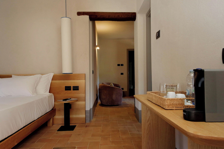 Room 2, The Monteleone, Terni
