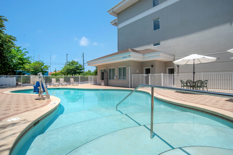 Sport & Beauty 5, Garner Hotel Panama City Beach Northeast, Bay