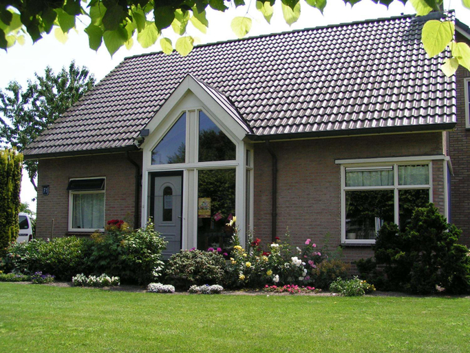 Others 4, Hof van Lutten, Hardenberg
