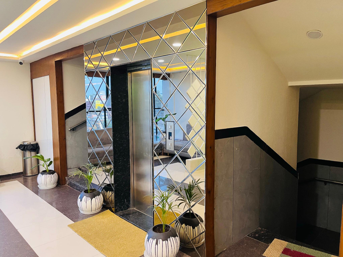 Others 5, Hotel Shree Palace, Ujjain