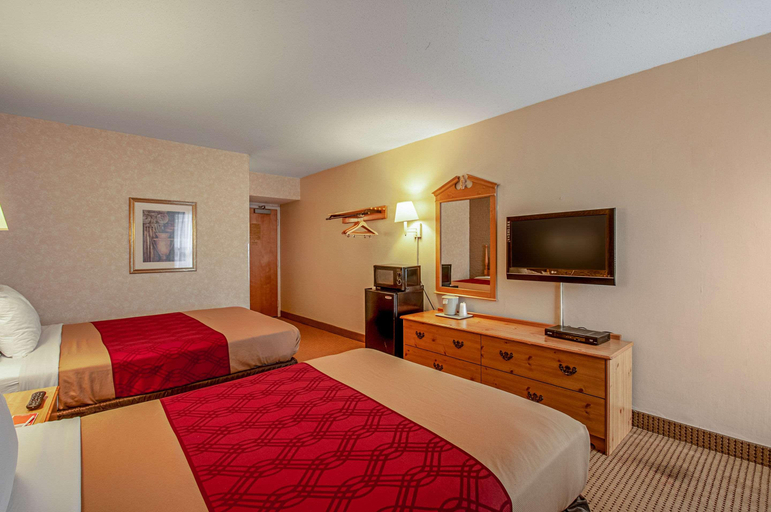 Bedroom 3, Econo Lodge Metro, Arlington