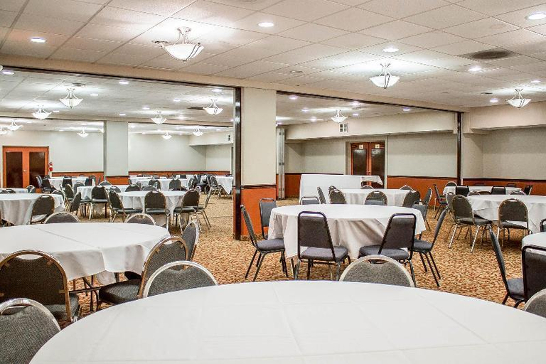 Others 3, Comfort Inn North, Franklin