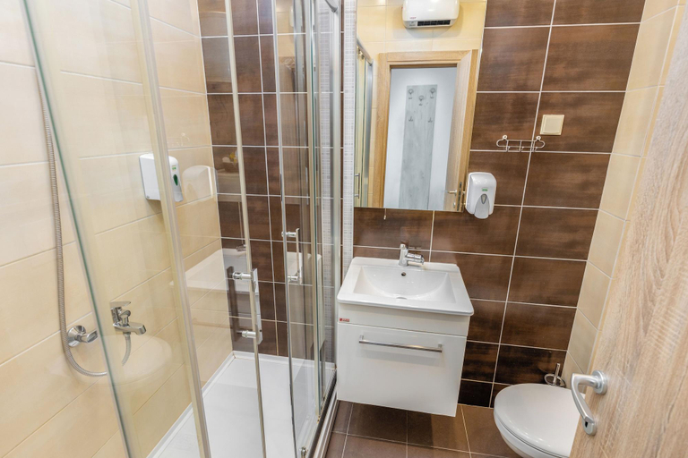 Bathroom 4, Apart Hotel Katunjanin, Konavle