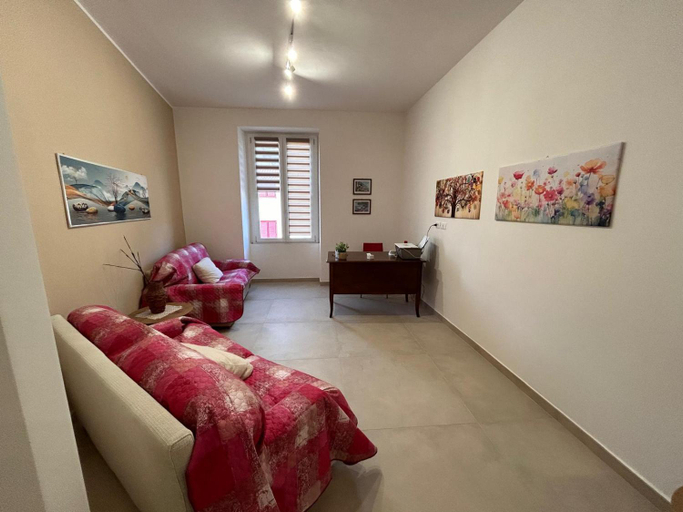 Others 4, casa johrico, Cosenza