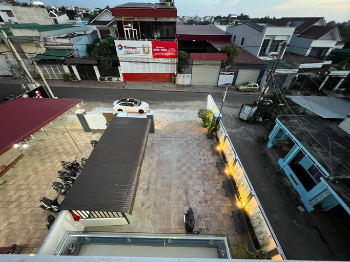 Others 5, Bob Hotel 2, Buon Ma Thuot