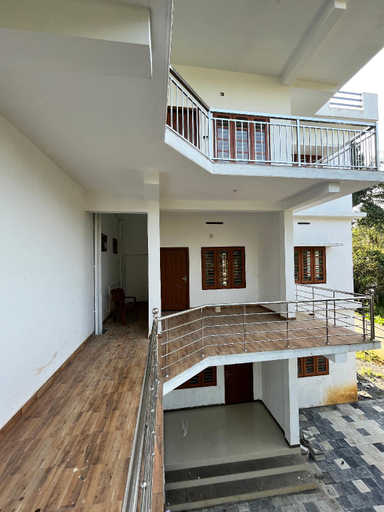 Others 4, Biriyomz Residency, Wayanad