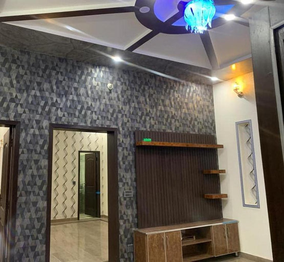 Others 3, Flashyy-The Best for Less, Lahore