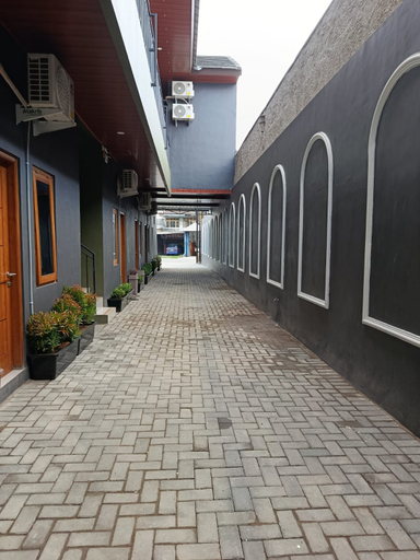 Exterior & Views 2, Srikandi Baru Inn Jawon, Sleman