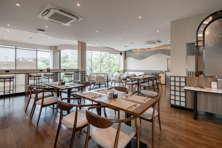 Food & Drinks 4, WE HOTEL RIVERFRONT, Bang Plad
