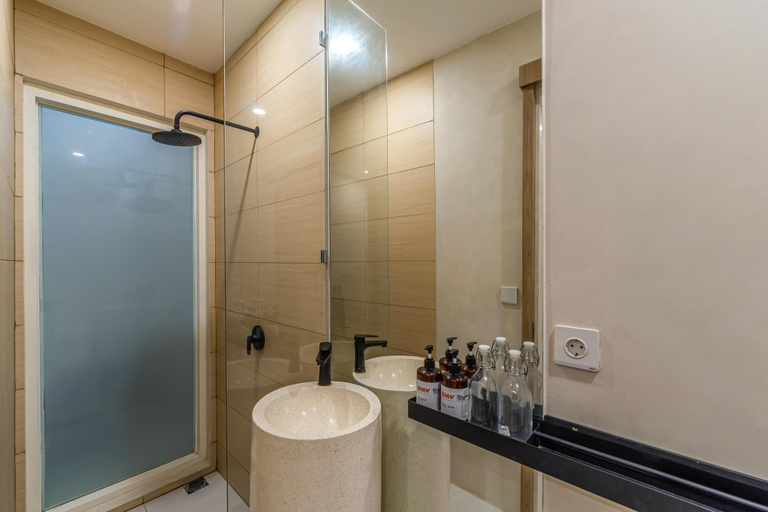 Bathroom 5, Bingin Unit 13 : Sleek 1BR Retreat w/ Plunge Pool in Bingin!, Badung