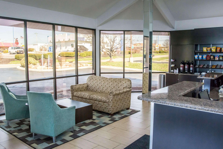 Public Area 2, Comfort Inn Cincinnati Northeast, Hamilton