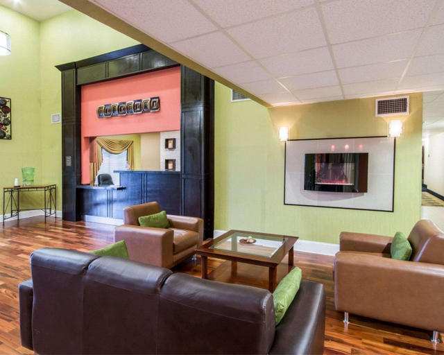 Public Area 2, Comfort Inn & Suites Mansfield, Tarrant