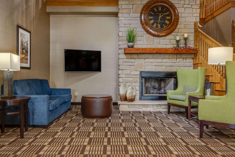 Public Area 4, Comfort Suites Hotel and Conference Center, Holmes