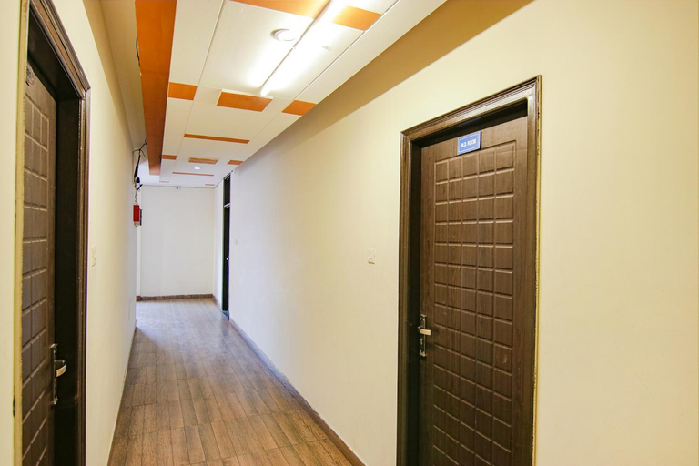Public Area 2, FabHotel City Palace, Dehradun