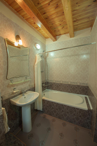Others 2, Bibi-Khanym Hotel, Buxoro
