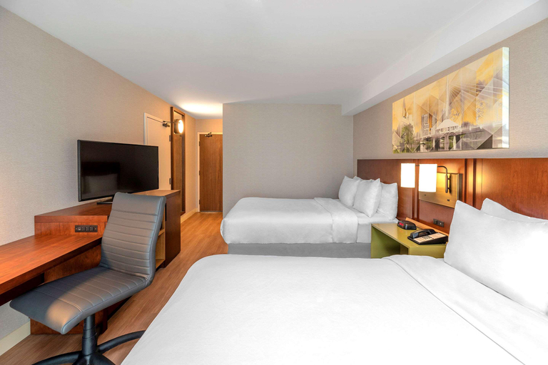 Bedroom 3, Comfort Inn Ottawa East, Ottawa