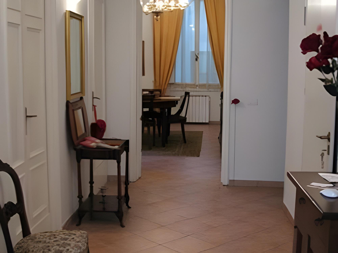 Others 4, B&B Fiordaliso, Florence