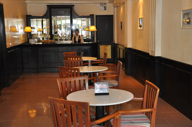 Food & Drinks 5, Le President Hotel, Phnom Penh