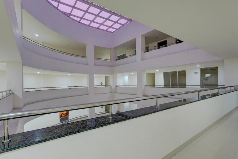 Public Area 1, Palette Perumbakkam Near Sathyabama University, Kancheepuram