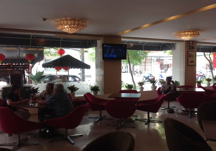 Food & Drinks 5, Dong Khanh Hotel, District 1
