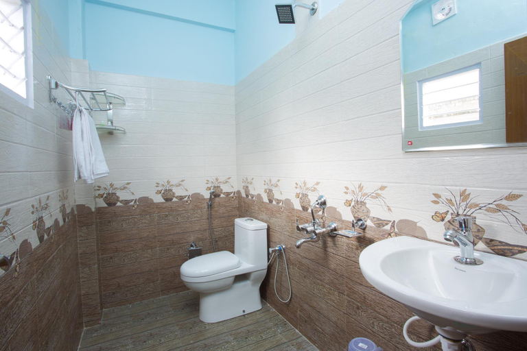 Bathroom, Mount View Munnar, Idukki