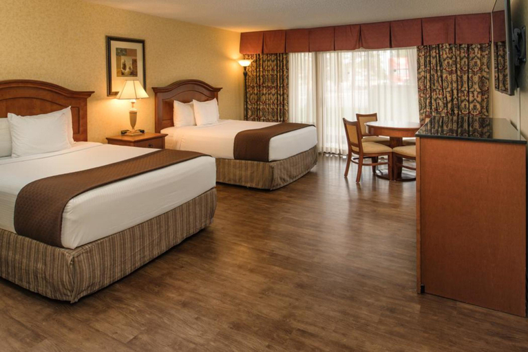 Bedroom 2, Red Lion Hotel Redding, Shasta