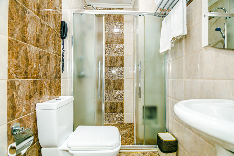 Bathroom 4, Maris Hotel baku, Baku