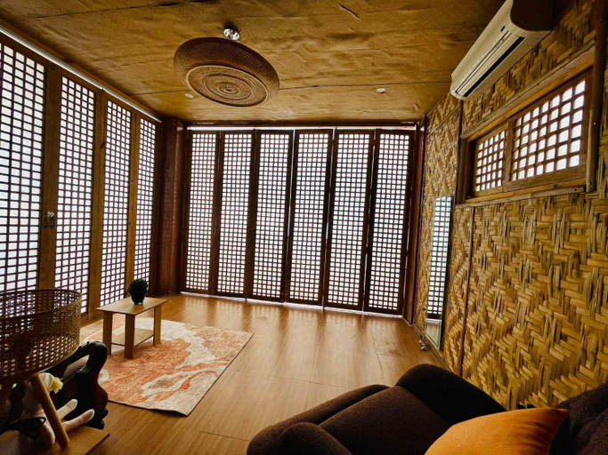 Others 5, Host Homes San Gerardo, Tacloban City