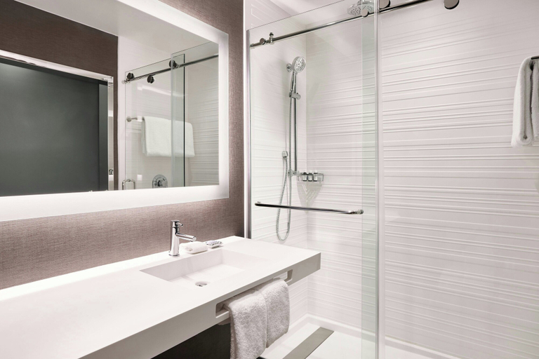 Bathroom 2, Ac Hotel Auburn, Lee