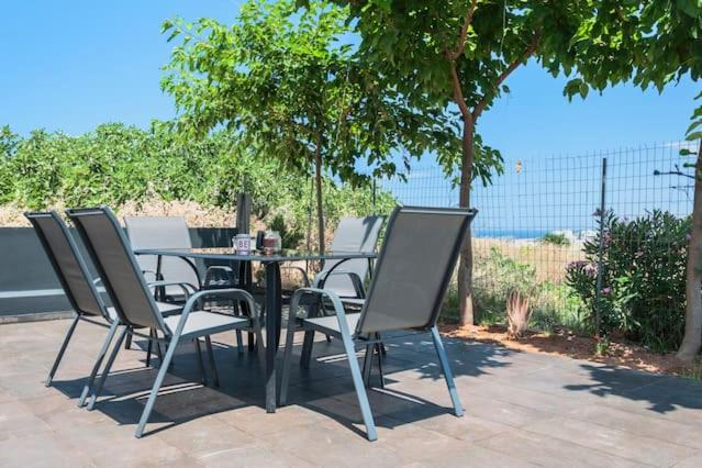 Others 5, Muse maisonette, Crete