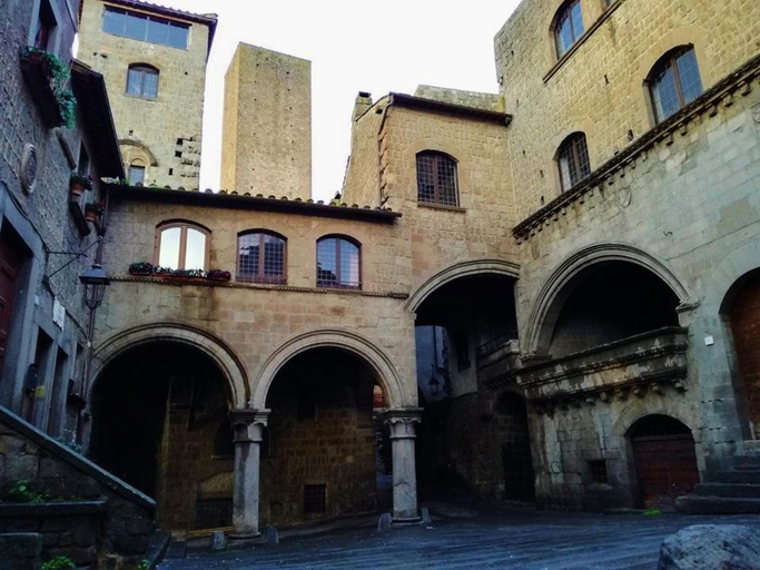 Others 4, La casa di Susanna, Viterbo