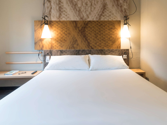 Bedroom 3, ibis Tilburg, Tilburg