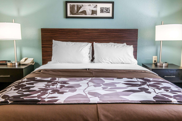 Bedroom 3, Sleep Inn Springfield West, Sangamon