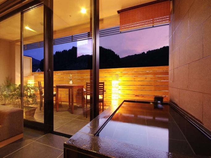 Others 3, Saninyumura Onsen Yusen No Yado Yuamu, Shin'onsen