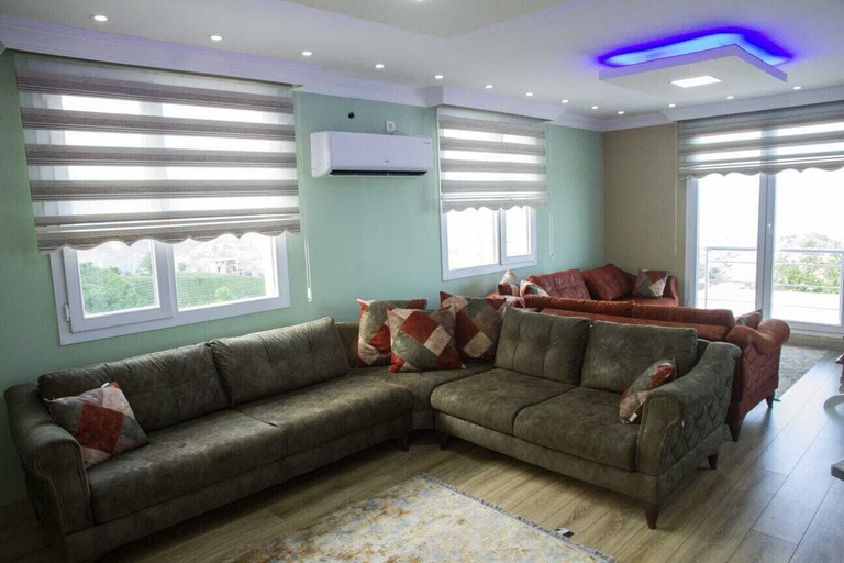 Living area 2, Kartal Gözü Dağ Evi, Ardeşen
