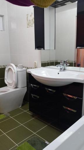Others 5, Gostiniy Dvor, Armavir