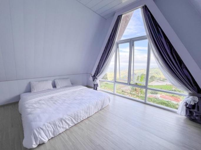 Bedroom 4, Harmadha Glamping, Magetan