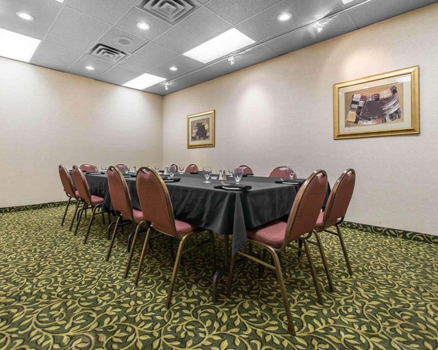 Others 5, Quality Inn Bay Front St. Marie, Algoma