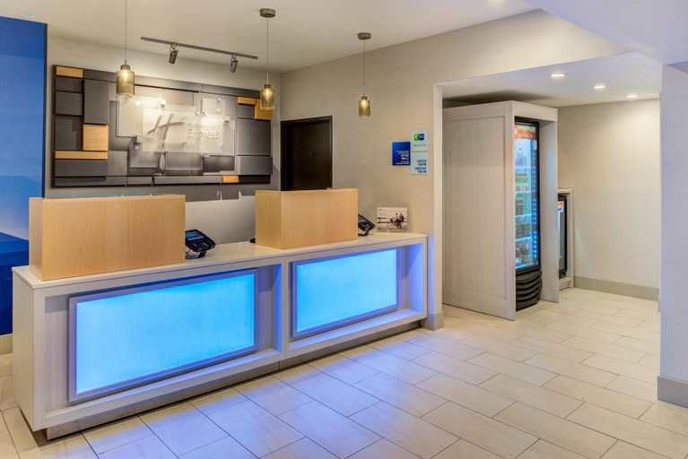 Public Area 3, Holiday Inn Express NEWBERG - WINE COUNTRY by IHG, Yamhill